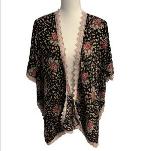 G by Gena Accessories Black Floral Kimono